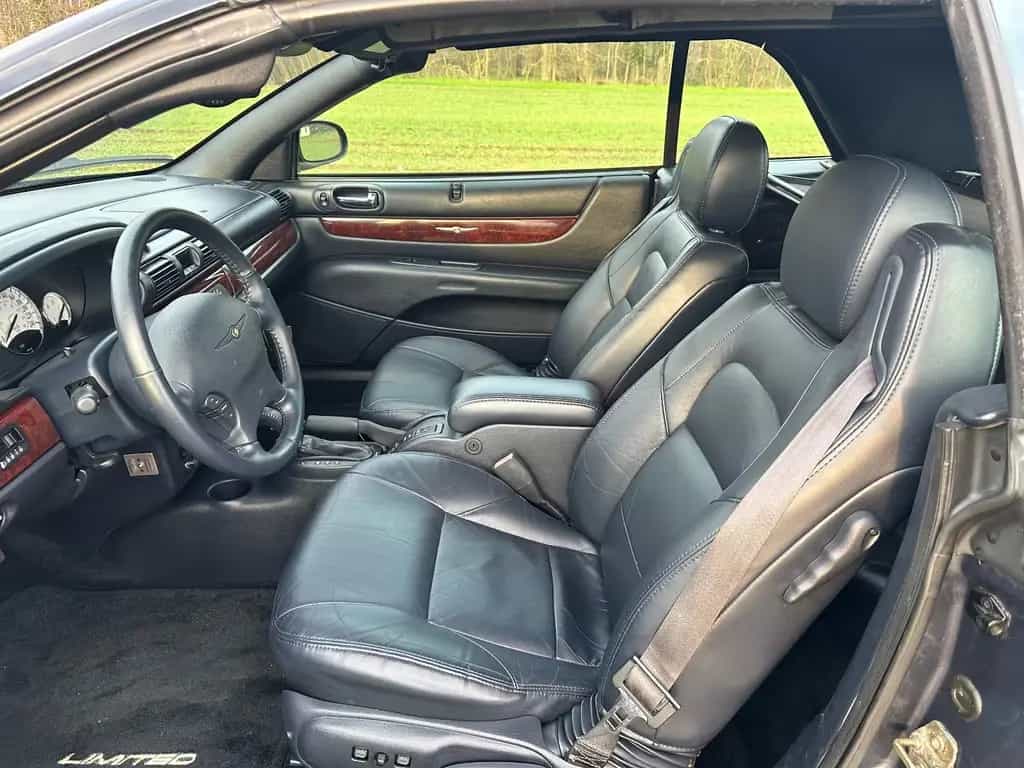 Chrysler Sebring Cabrio 2.7 Automatik TÜV/AU NEU 03/2002-photo-11