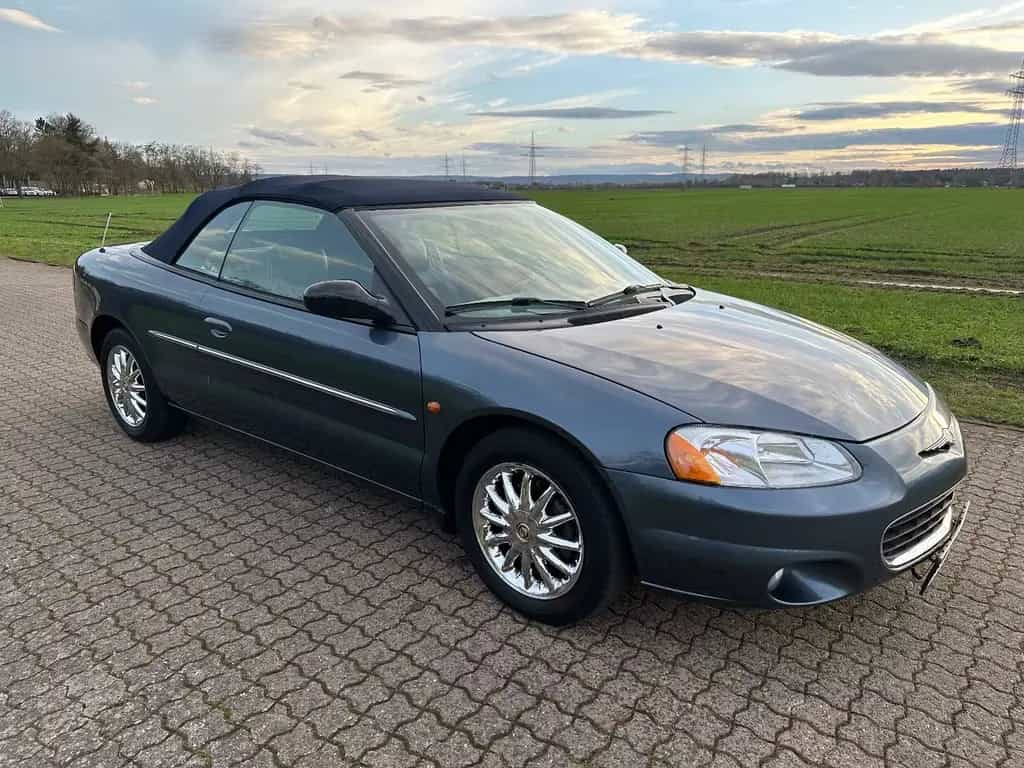 Chrysler Sebring Cabrio 2.7 Automatik TÜV/AU NEU 03/2002-photo-5