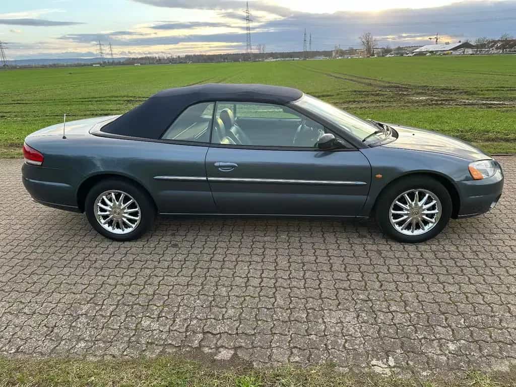 Chrysler Sebring Cabrio 2.7 Automatik TÜV/AU NEU 03/2002-photo-6