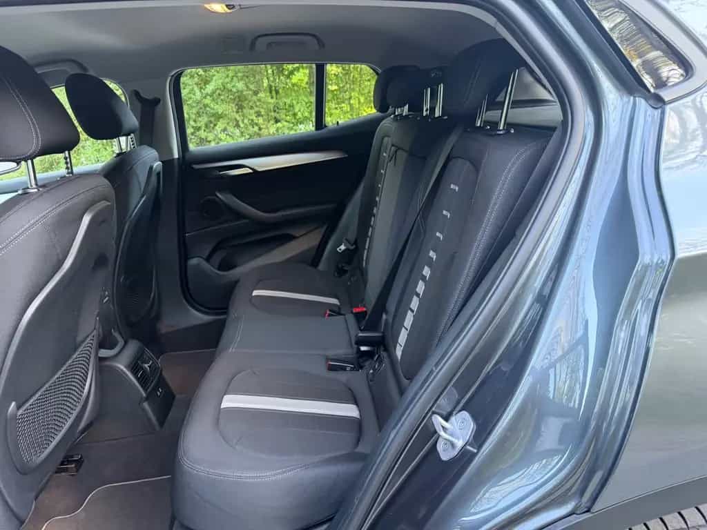 BMW X2 sDrive20i Advantage Steptronic DCT 11/2018-photo-12