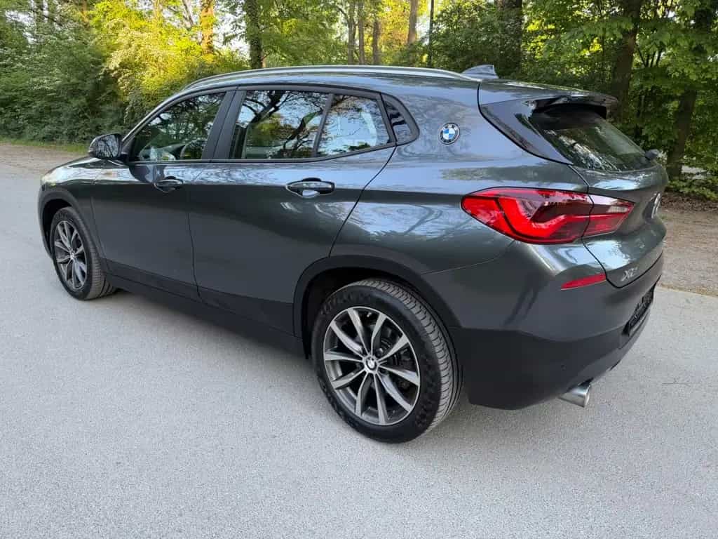 BMW X2 sDrive20i Advantage Steptronic DCT 11/2018-photo-8