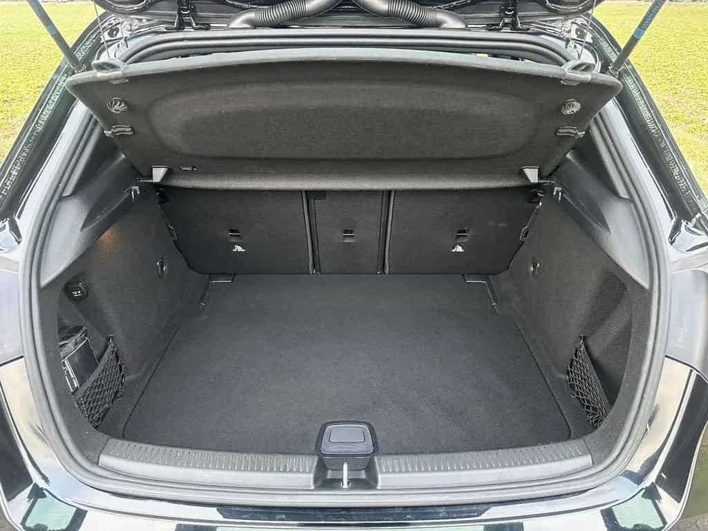 Mercedes-Benz A 200 Progressive Pano Navi Kamera LED 11/2018-photo-19