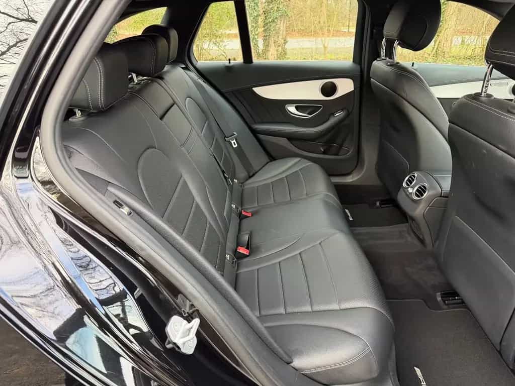 Mercedes-Benz C 200 T CGI AMG Line Automatik wenig km 05/2015-photo-12