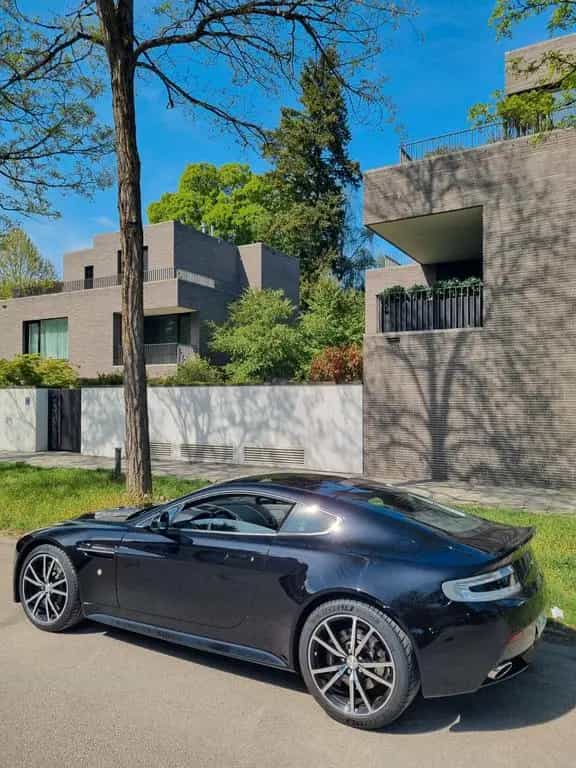 Aston Martin V8 Vantage S SP10 Onyx Black Carbon Sound Kamera 08/2015-photo-2