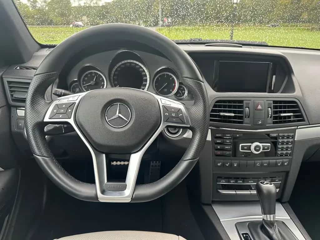 Mercedes-Benz E 350 Coupe AMG-Line Super Optik wenig km 10/2011-photo-14