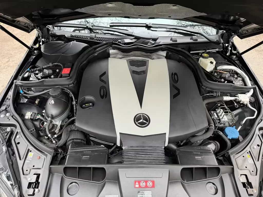 Mercedes-Benz E 350 Coupe AMG-Line Super Optik wenig km 10/2011-photo-20