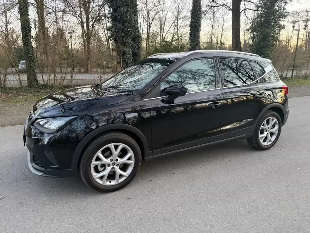 Seat Arona FR Automatik Navi orig.6tkm 03/2024-photo-1