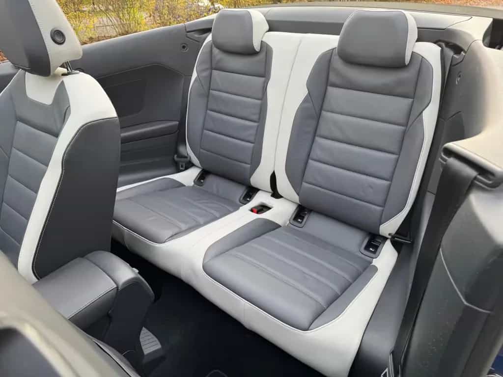 Volkswagen T-Roc Cabriolet Style Super Optik Automatik 03/2021-photo-18