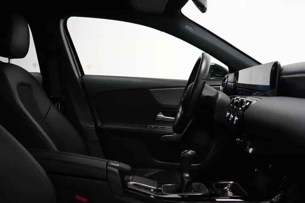 Mercedes-Benz A 180 Progressive Widescreen Kamera MBUX DAB 01/2022-photo-20