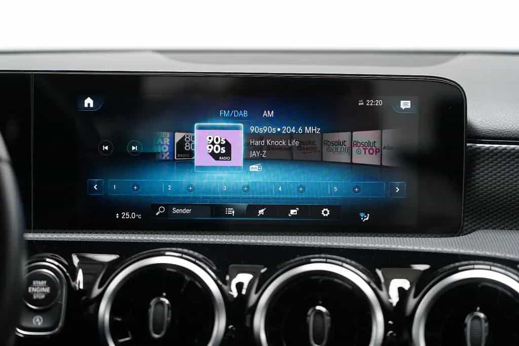 Mercedes-Benz A 180 Progressive Widescreen Kamera MBUX DAB 01/2022-photo-28