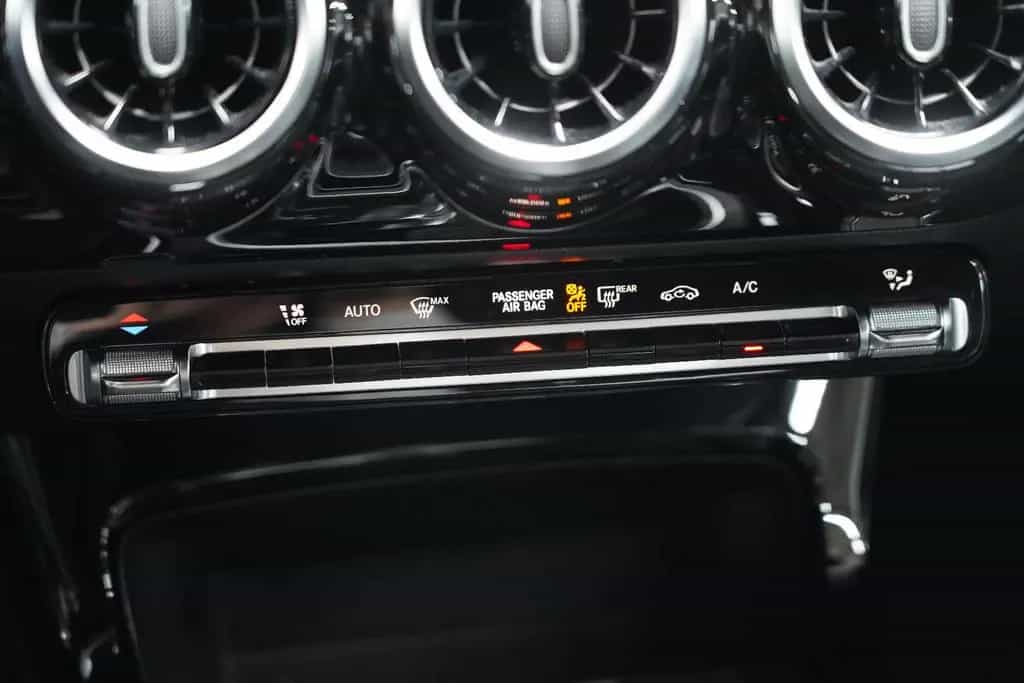 Mercedes-Benz A 180 Progressive Widescreen Kamera MBUX DAB 01/2022-photo-29