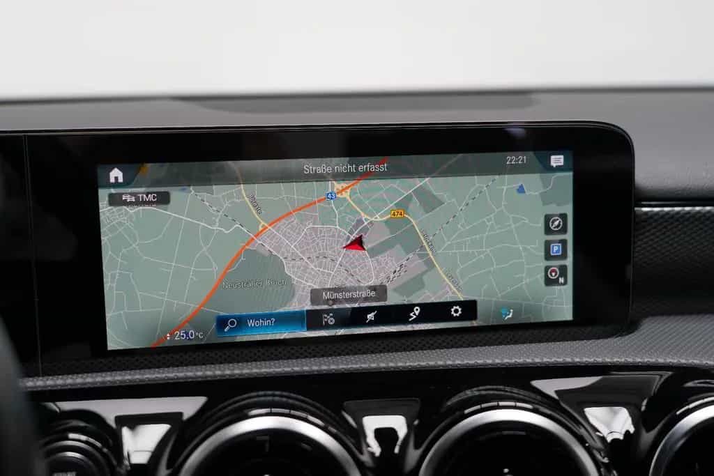 Mercedes-Benz A 180 Progressive Widescreen Kamera MBUX DAB 01/2022-photo-38