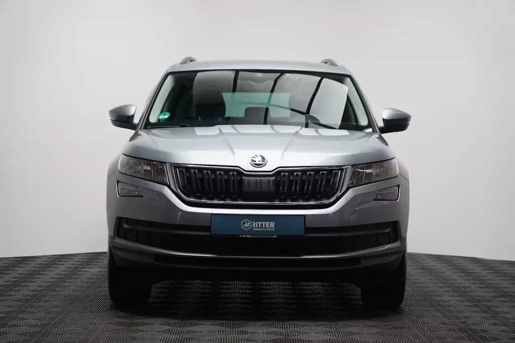 Skoda Kodiaq Ambition 4x4 DSG AHK PDC ACC Navi Kessy 07/2017-photo-1