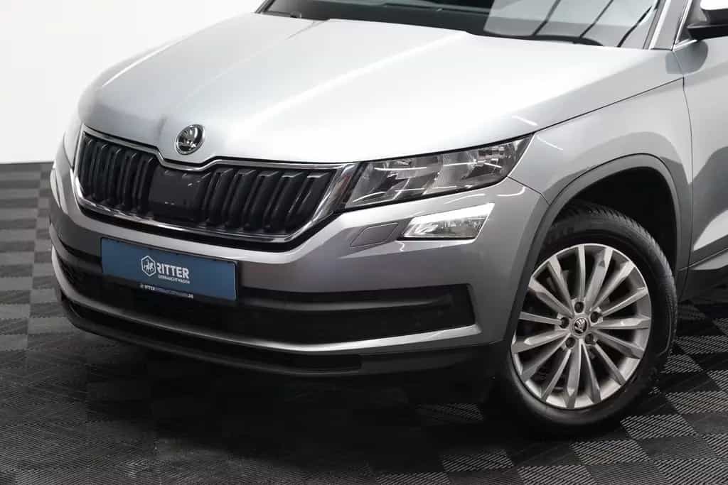Skoda Kodiaq Ambition 4x4 DSG AHK PDC ACC Navi Kessy 07/2017-photo-10