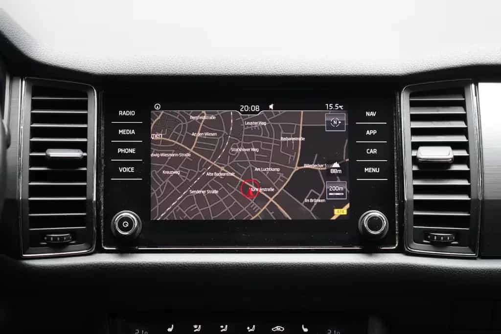 Skoda Kodiaq Ambition 4x4 DSG AHK PDC ACC Navi Kessy 07/2017-photo-31