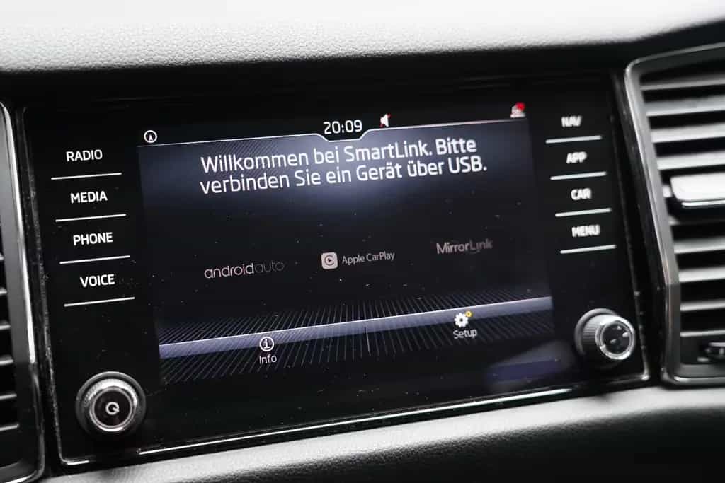 Skoda Kodiaq Ambition 4x4 DSG AHK PDC ACC Navi Kessy 07/2017-photo-38