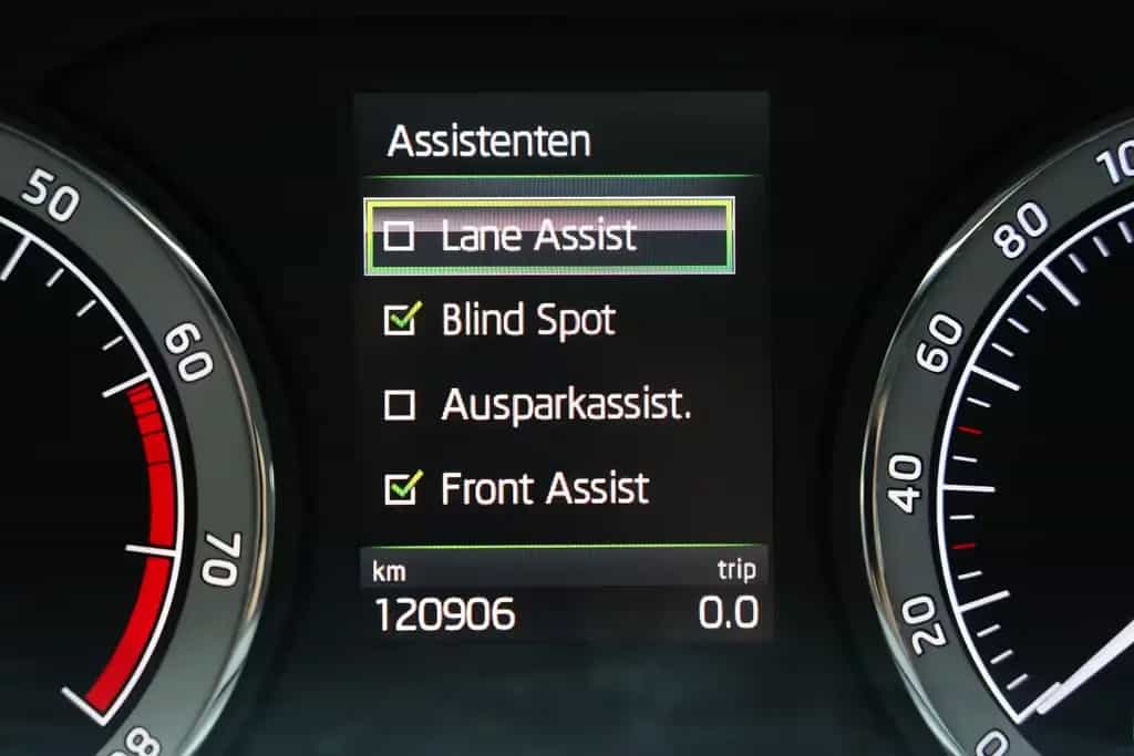 Skoda Kodiaq Ambition 4x4 DSG AHK PDC ACC Navi Kessy 07/2017-photo-39