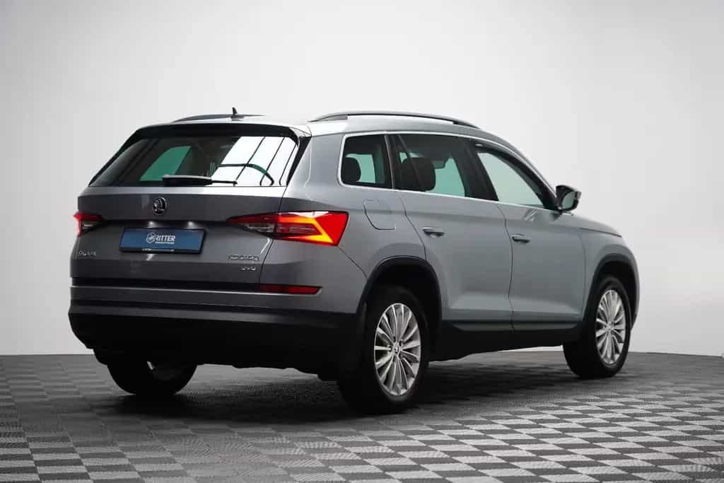 Skoda Kodiaq Ambition 4x4 DSG AHK PDC ACC Navi Kessy 07/2017-photo-7