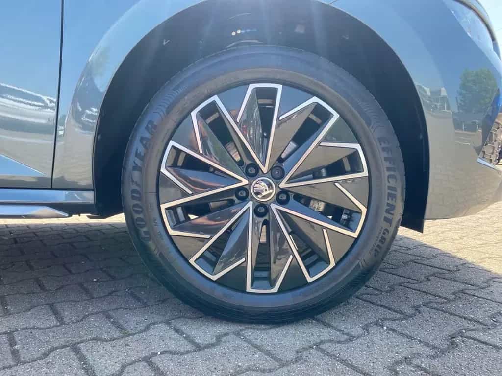 Skoda Kamiq 1.5 TSI DSG Style LED Kessy SHZ 03/2021-photo-5
