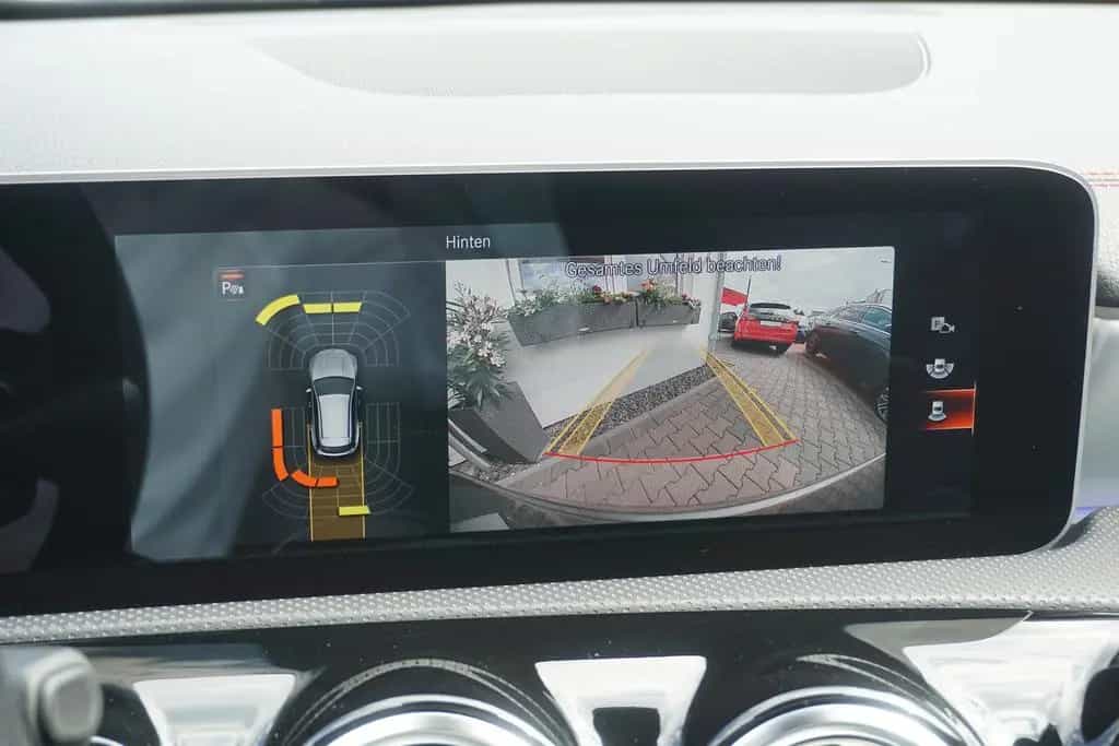 Mercedes-Benz CLA 220 d SB AMG Line LED Navi Kamera Sitzheizung 09/2019-photo-11