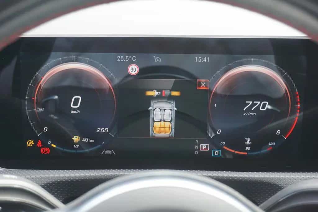 Mercedes-Benz CLA 220 d SB AMG Line LED Navi Kamera Sitzheizung 09/2019-photo-16