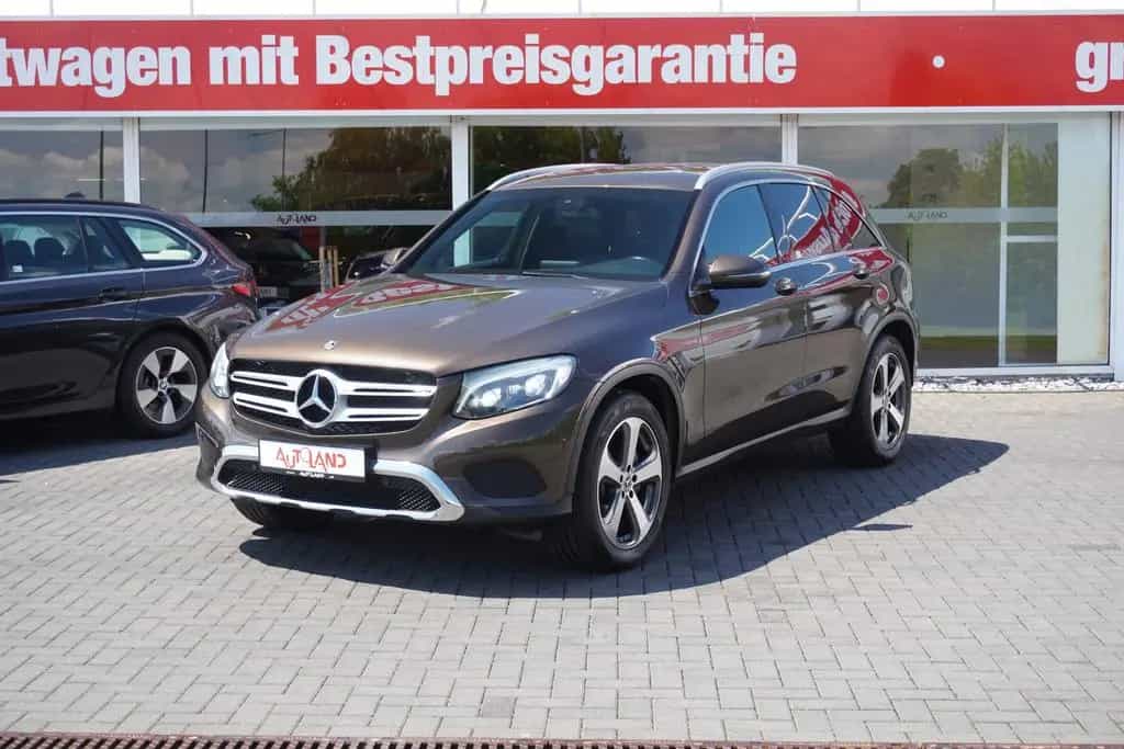 Mercedes-Benz GLC 300 Aut. 4Matic AMG Line Aut. LED Navi PDC 10/2017-photo-1
