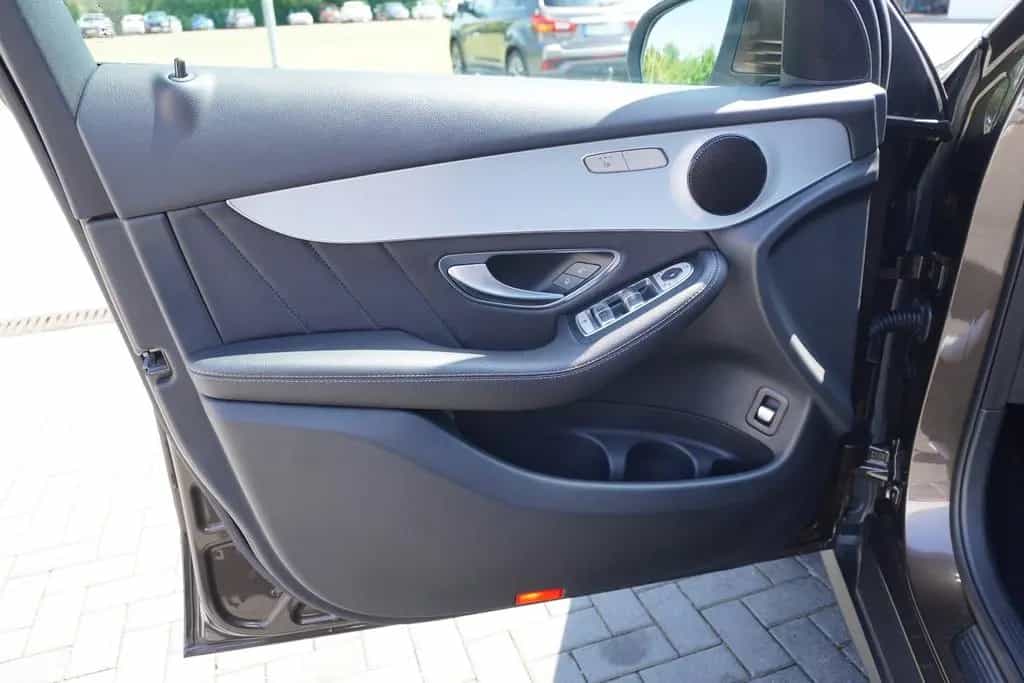 Mercedes-Benz GLC 300 Aut. 4Matic AMG Line Aut. LED Navi PDC 10/2017-photo-20