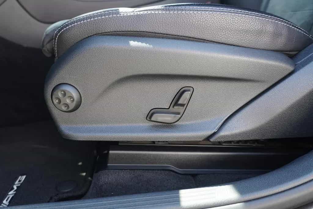 Mercedes-Benz GLC 300 Aut. 4Matic AMG Line Aut. LED Navi PDC 10/2017-photo-26