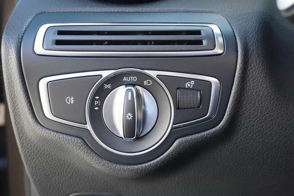 Mercedes-Benz GLC 300 Aut. 4Matic AMG Line Aut. LED Navi PDC 10/2017-photo-27