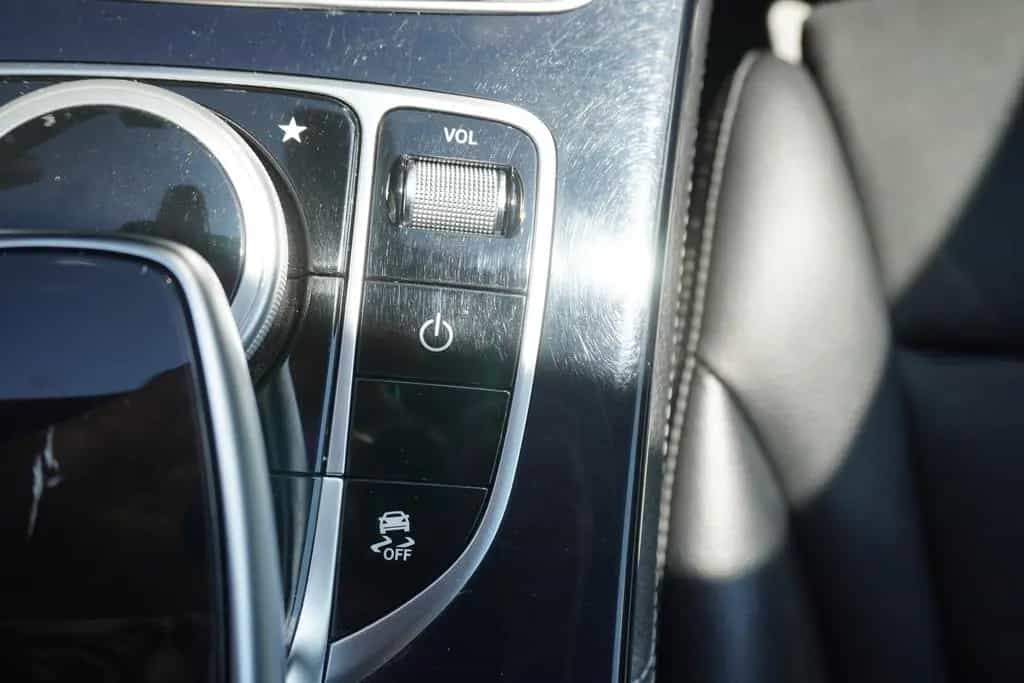 Mercedes-Benz GLC 300 Aut. 4Matic AMG Line Aut. LED Navi PDC 10/2017-photo-35