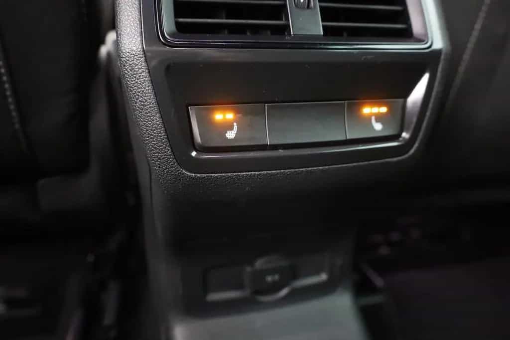 Skoda Karoq 1.5 TSI DSG Sportline LED Navi Sitzheizung 03/2022-photo-27