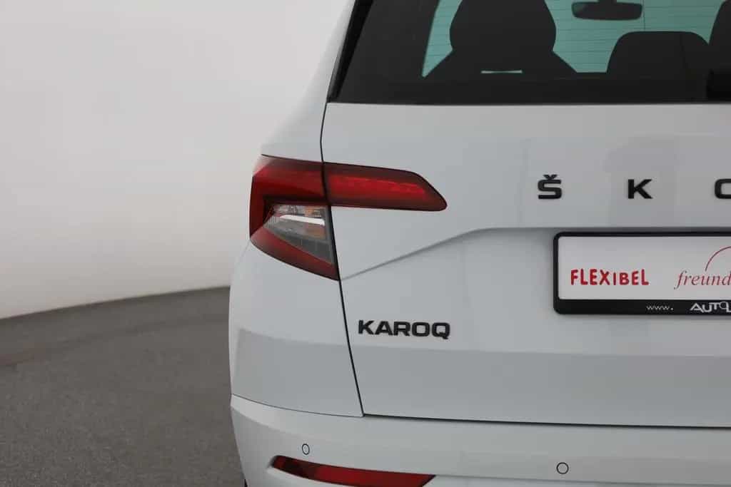 Skoda Karoq 1.5 TSI DSG Sportline LED Navi Sitzheizung 03/2022-photo-29
