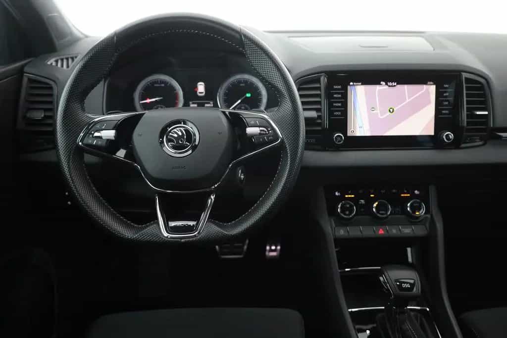 Skoda Karoq 1.5 TSI DSG Sportline LED Navi Sitzheizung 03/2022-photo-9