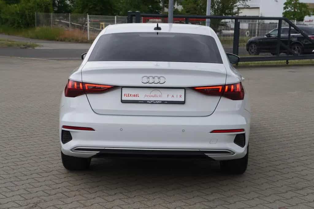 Audi A3 35 TFSI advanced LED Navi Android Apple PDC 04/2021-photo-4
