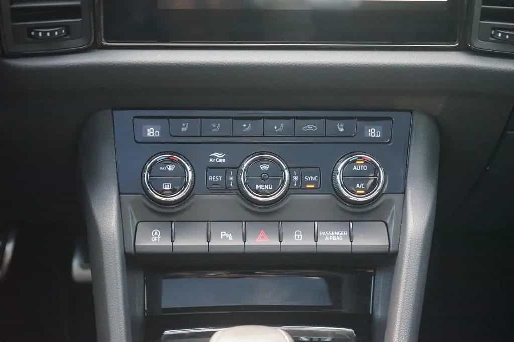 Skoda Kodiaq 2.0 Sportline 4x4 LED Navi ACC Kamera DAB 11/2022-photo-10