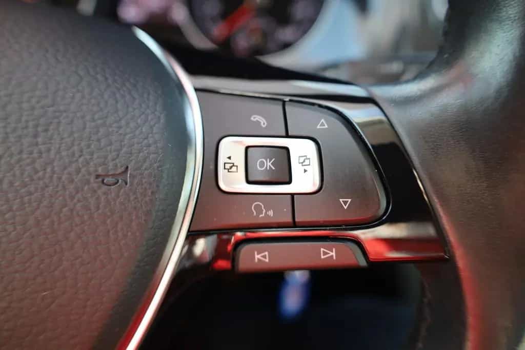 Volkswagen Golf VII 1.4 TSI Comfortline Sitzheizung PDC USB 09/2017-photo-14