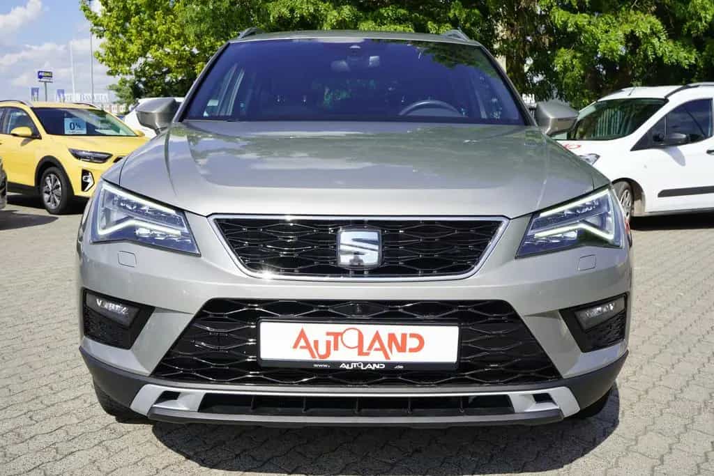 Seat Ateca 1.5 Xcellence ACC LED AHK 360° Keyless-Go 01/2019-photo-1