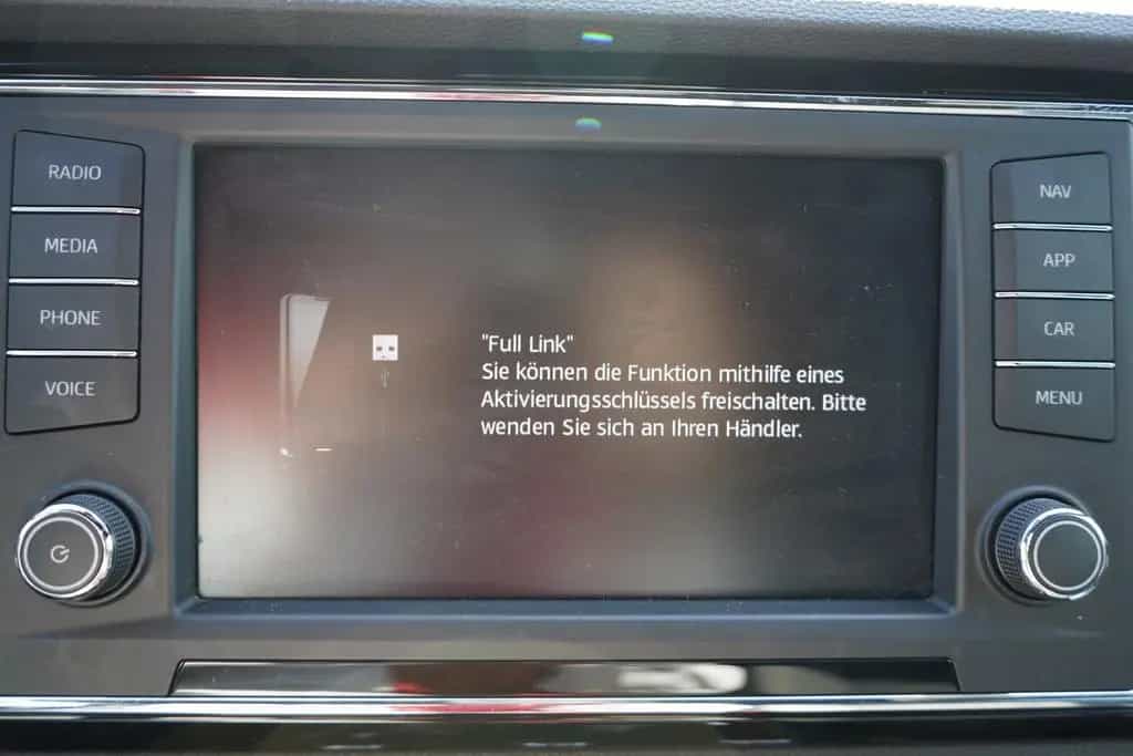 Seat Ateca 1.5 Xcellence ACC LED AHK 360° Keyless-Go 01/2019-photo-17