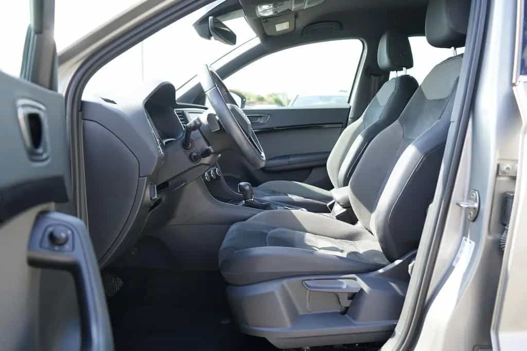 Seat Ateca 1.5 Xcellence ACC LED AHK 360° Keyless-Go 01/2019-photo-24