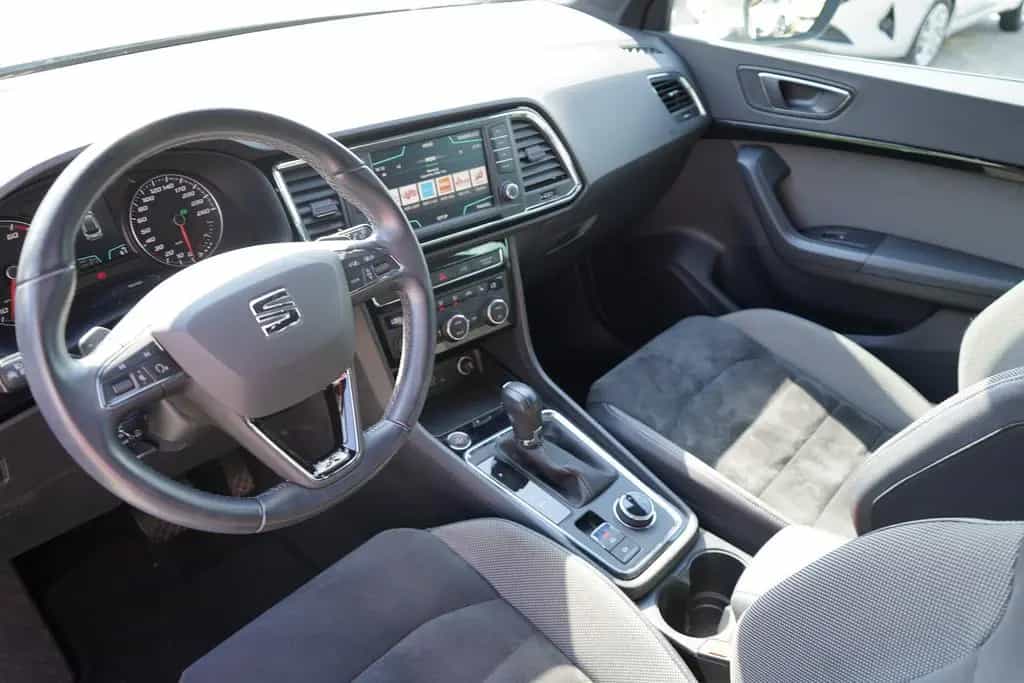 Seat Ateca 1.5 Xcellence ACC LED AHK 360° Keyless-Go 01/2019-photo-6