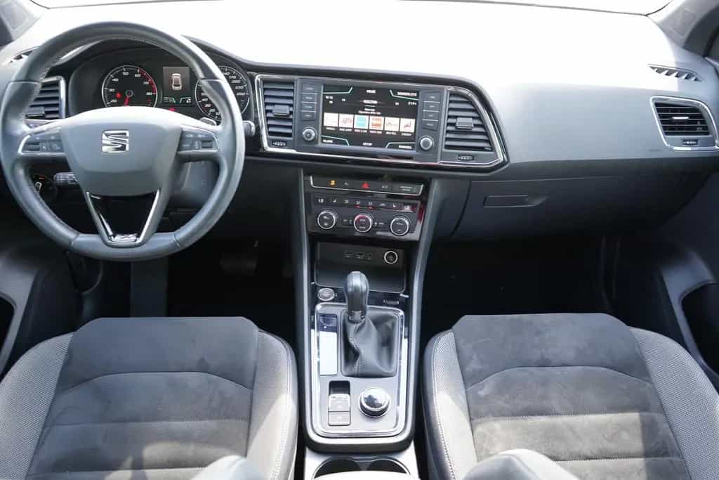 Seat Ateca 1.5 Xcellence ACC LED AHK 360° Keyless-Go 01/2019-photo-7