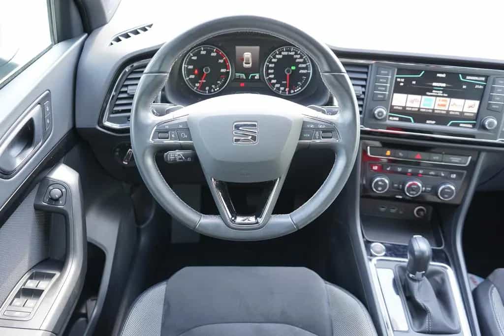 Seat Ateca 1.5 Xcellence ACC LED AHK 360° Keyless-Go 01/2019-photo-8