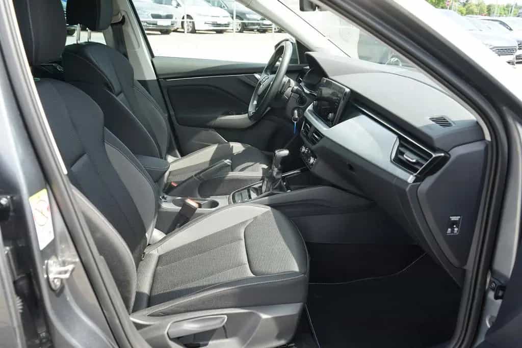 Skoda Kamiq 1.0 Tour LED SmartLink Sitzheizung DAB 12/2022-photo-12