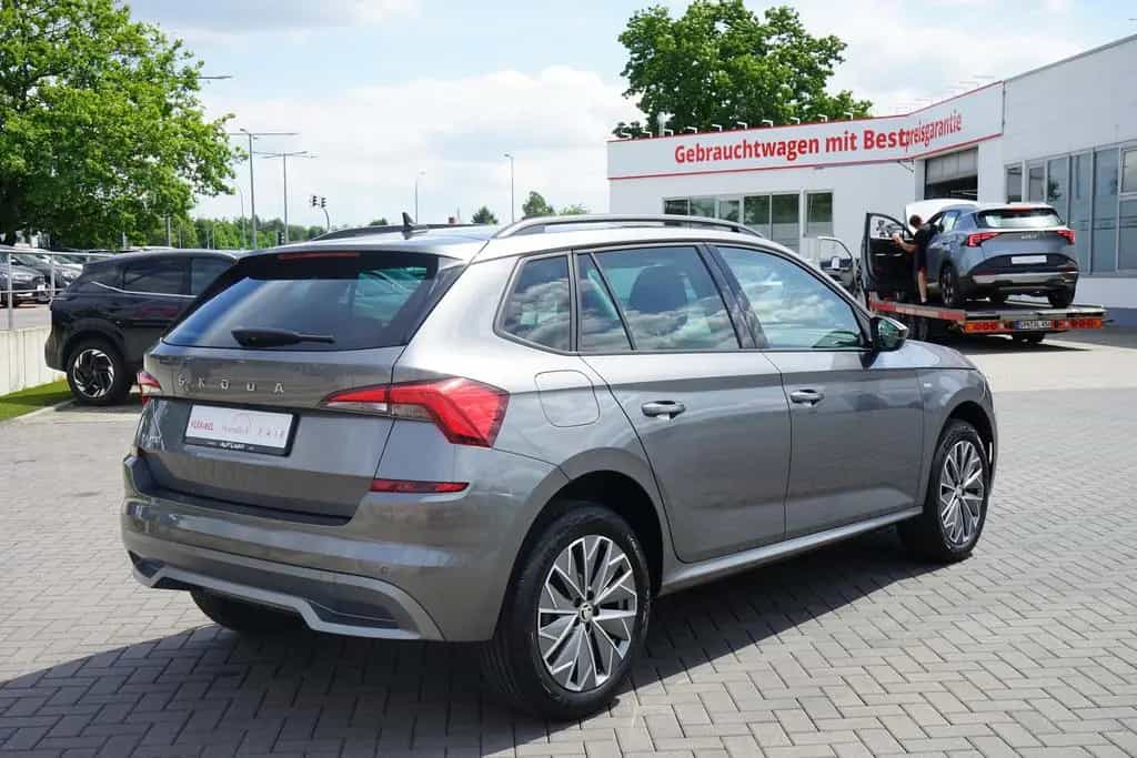 Skoda Kamiq 1.0 Tour LED SmartLink Sitzheizung DAB 12/2022-photo-5