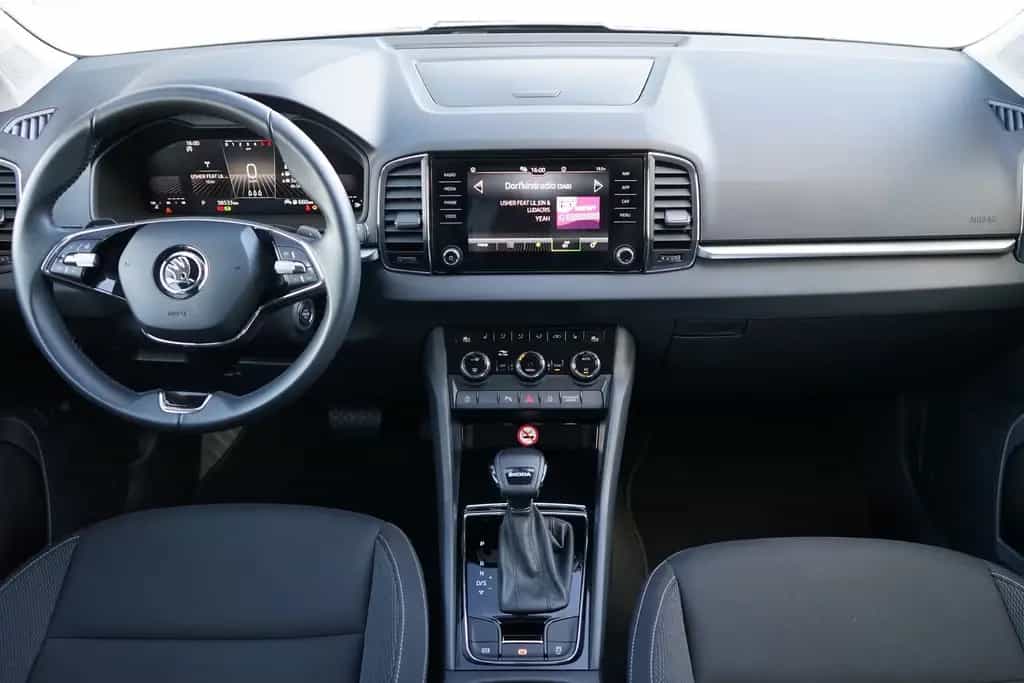 Skoda Karoq 1.5 TSI DSG LED Kamera Sitzheizung 06/2024-photo-5