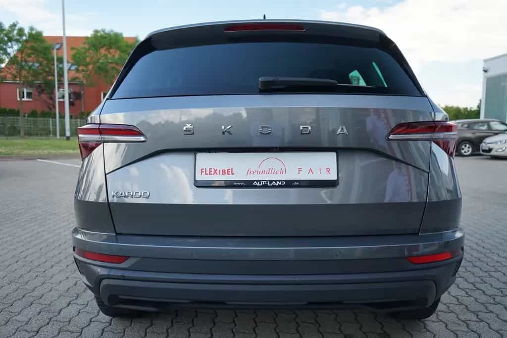Skoda Karoq 1.5 TSI DSG LED Kamera Sitzheizung 06/2024-photo-6