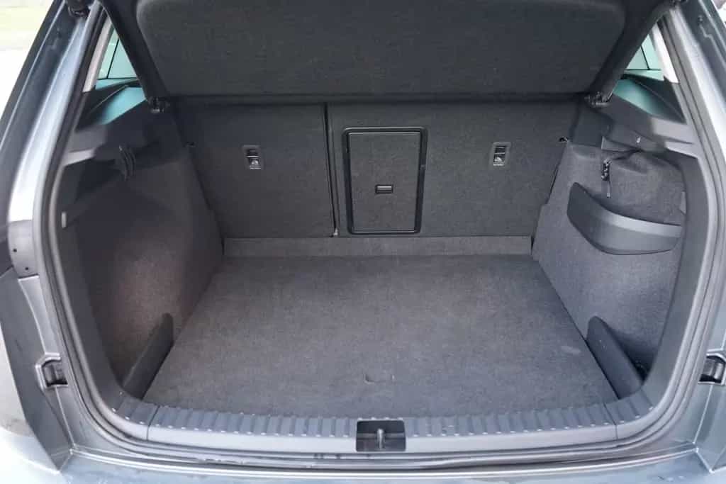 Skoda Karoq 1.5 TSI DSG LED Kamera Sitzheizung 06/2024-photo-7