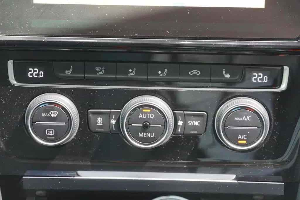 Volkswagen Golf VII Variant 1.5 TSI Highline LED ACC PDC 09/2019-photo-23