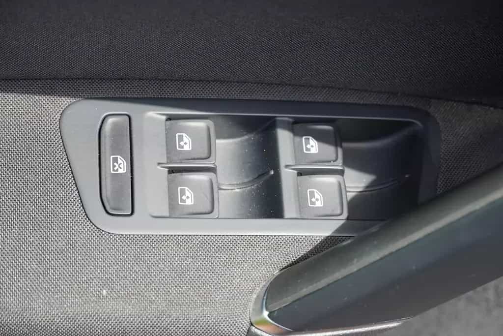 Volkswagen Golf VII Variant 1.5 TSI Highline LED ACC PDC 09/2019-photo-9
