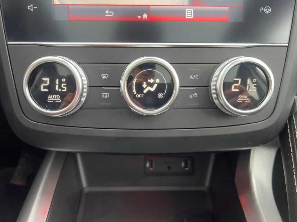 Renault Kadjar BOSE EDITION TCe 160 EDC PANORAMADACH 02/2020-photo-15